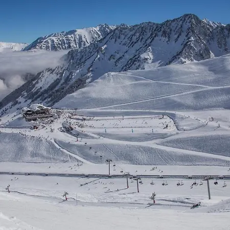 Fabuleux Duplex Renove 120m² Au Coeur De Cauterets, 4 Chambres, 2 Salles D'eau - Fr-1-401-318 Cauterets